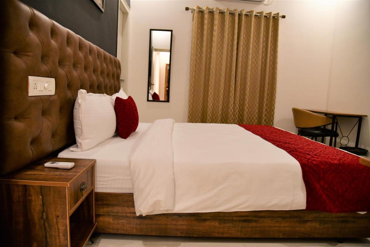 Xcel Luxury Hotel Apartments-Home Living Redefined Mysore Εξωτερικό φωτογραφία